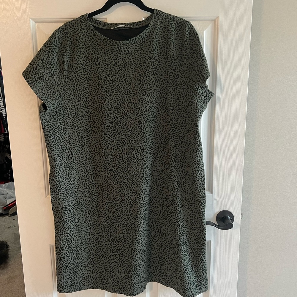 Ann Taylor size 16 Dress